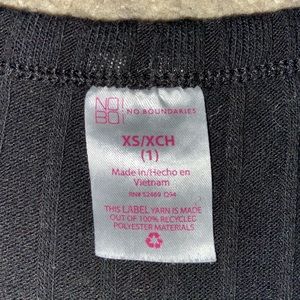 Black Tee Button Up Size Small